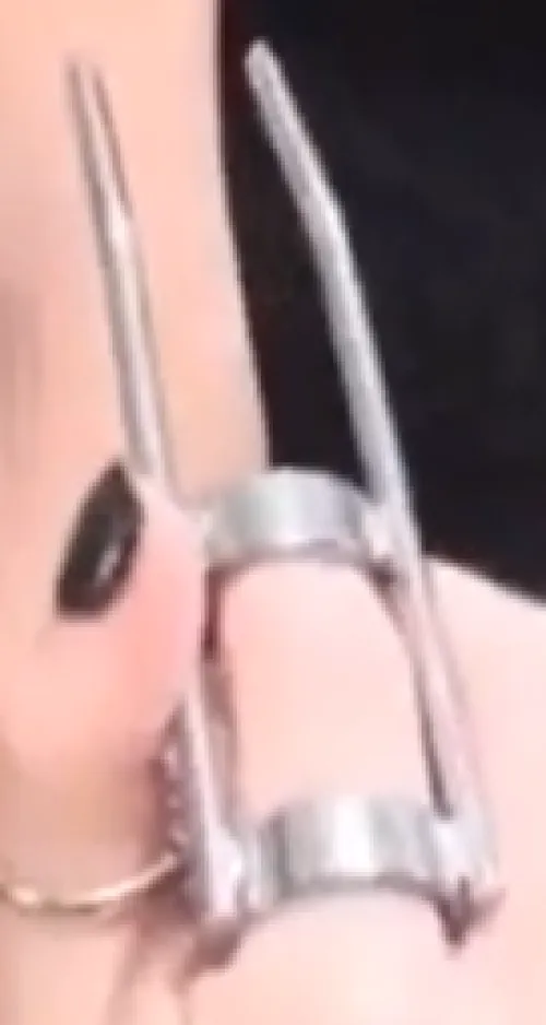 Does anyone know what tool Kelli's using here and where I can get it?