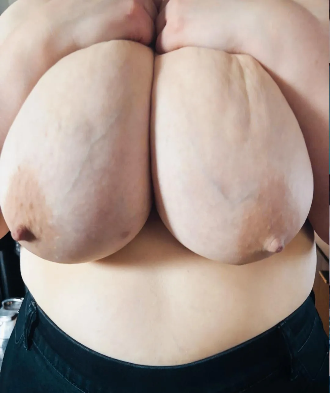 Heavy Pale Calcium Canons for your face