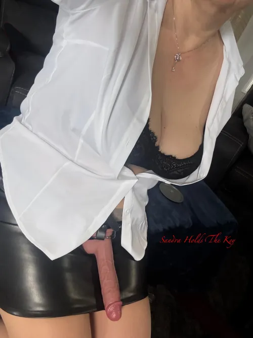 We got a new symbolic key to show our relationship. I hope it is not too distracting if I take it to a bar like this.