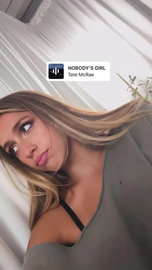 IG selfie story 12/1/2025