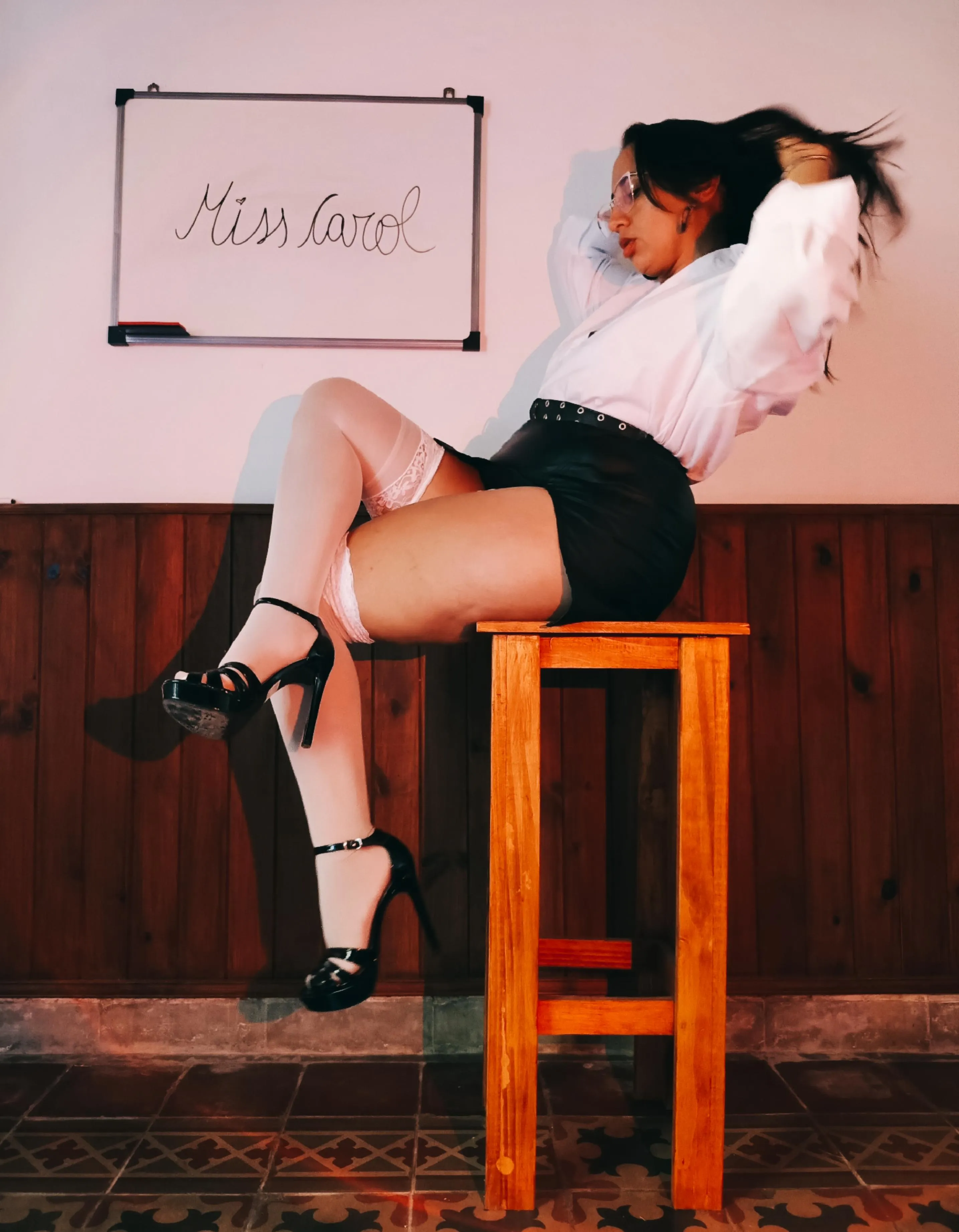 A teacher with many years of experience knows how to open minds