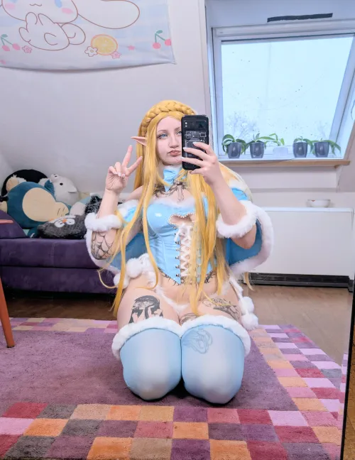 Christmas pvc Zelda by lulu