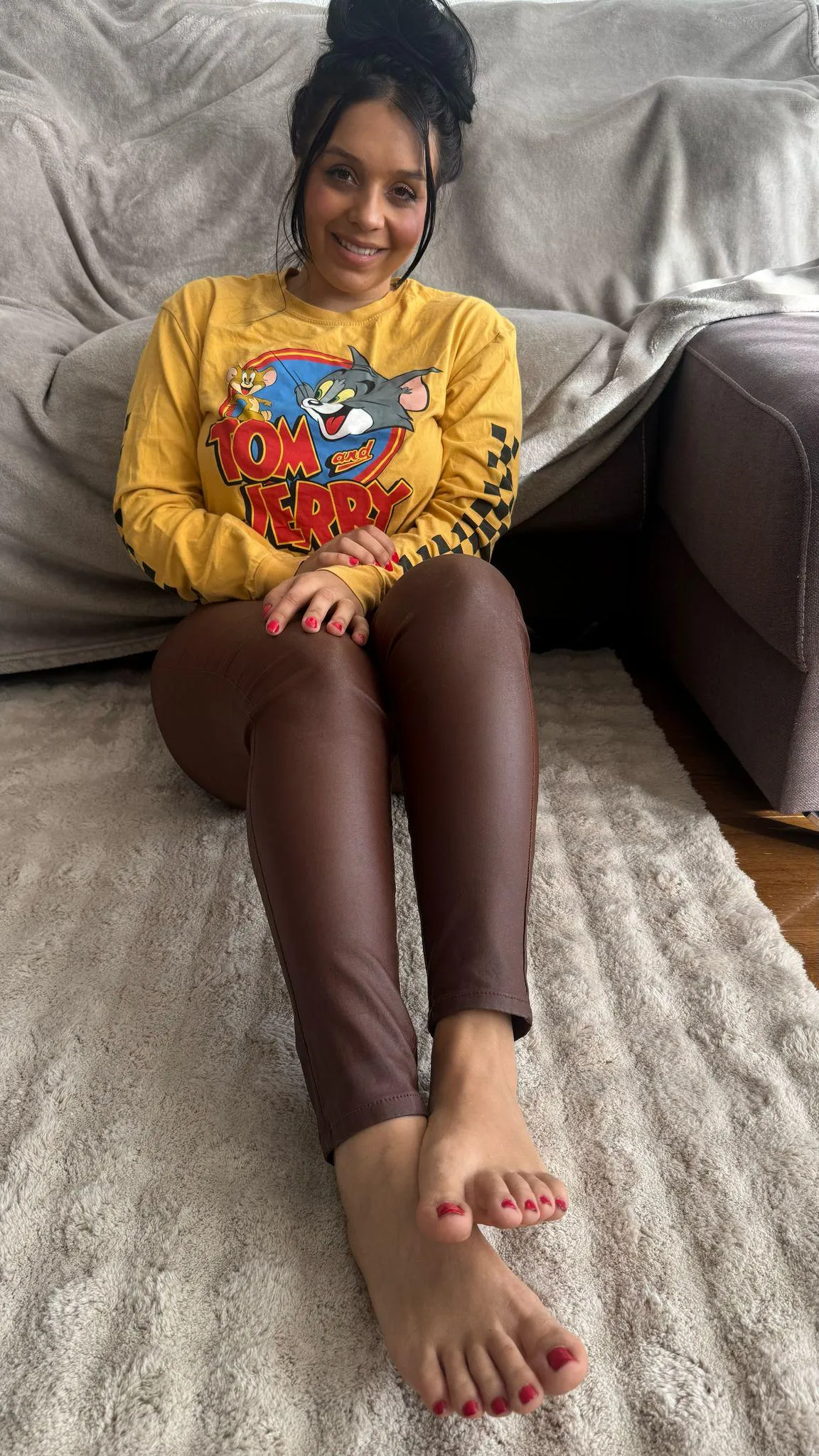 Weekend heat daring and hot in tight jeans. All real, no pro, with a creamy maple vibe within