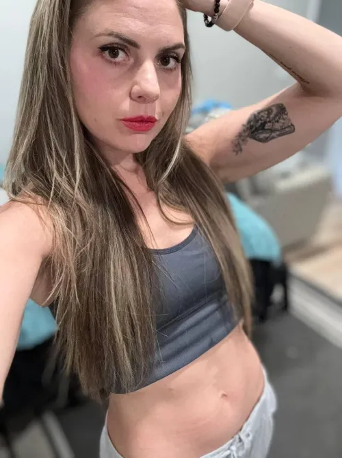 Does this feel accidental… or perfectly timed? 💋