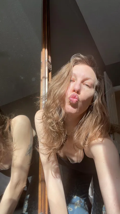 Everyday is worship when I'm your girlfriend