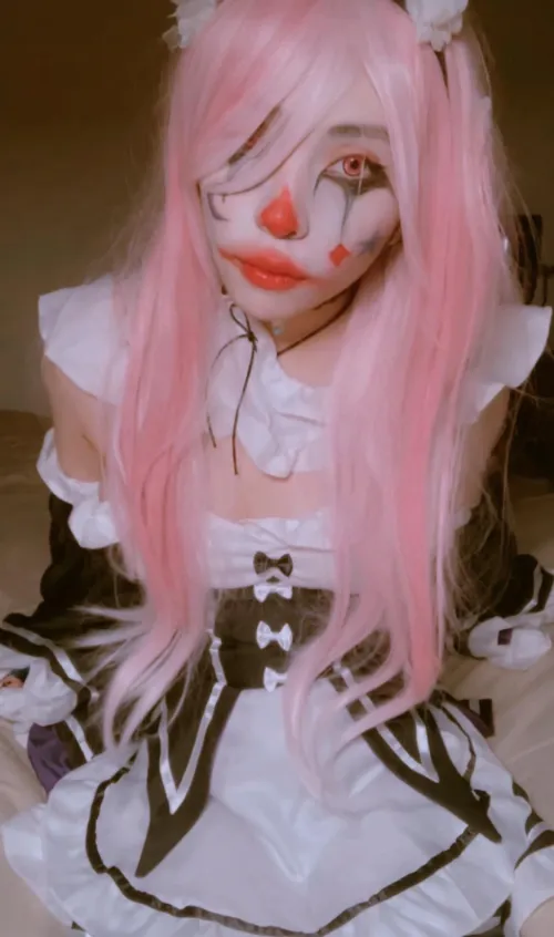 Should I do more clown cosplays ?