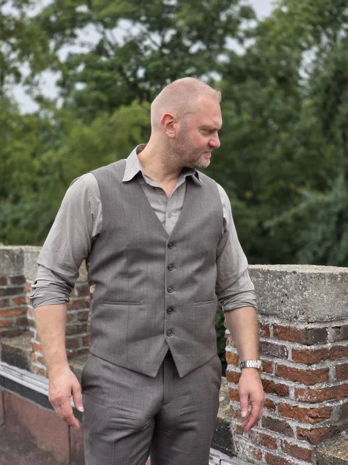 Do you still like the suit?