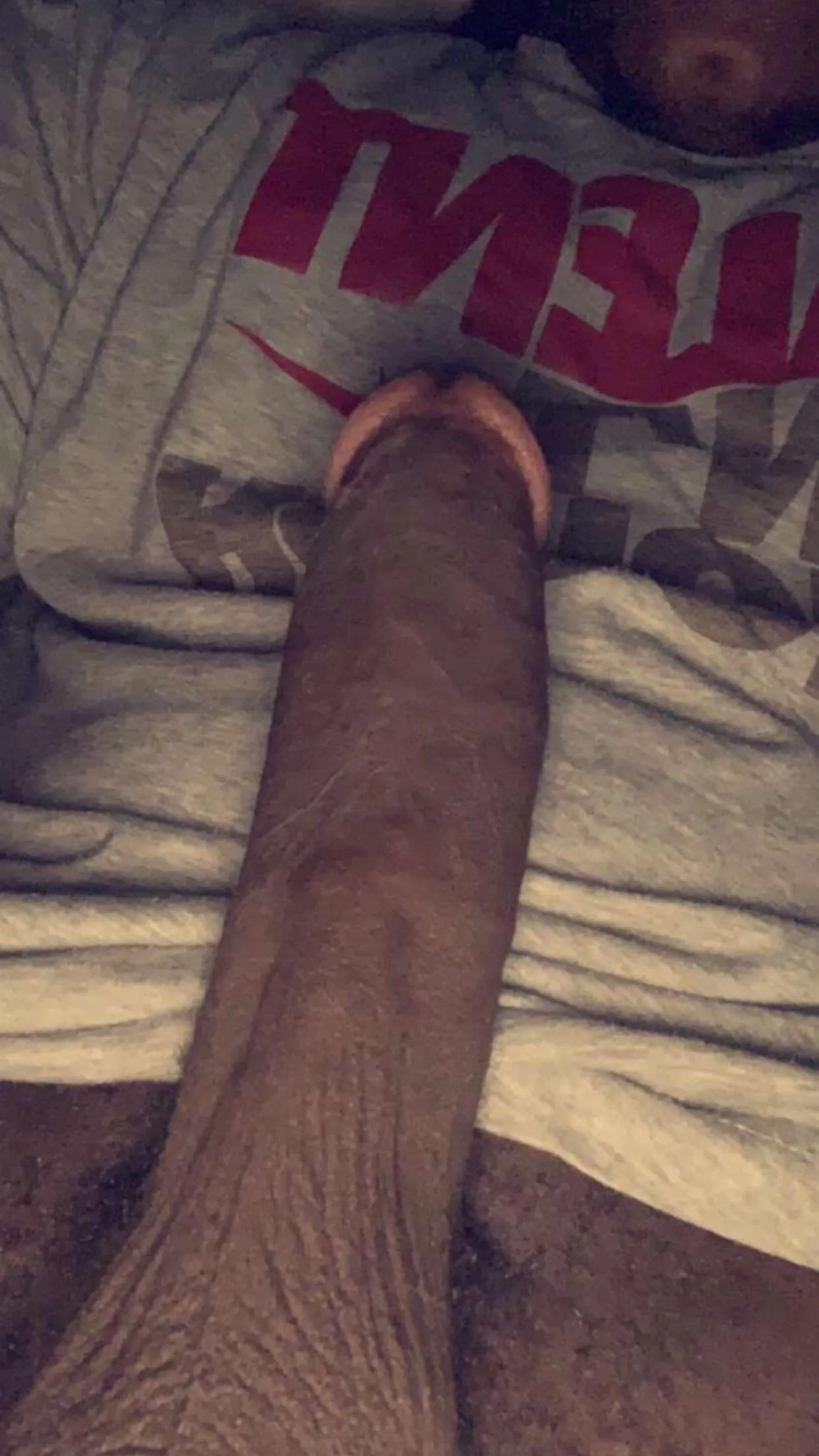 24 top. Looking for a horny thick bottom. Snap: htalib98