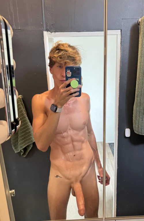 [25] what if I was your Christmas present? 🎁