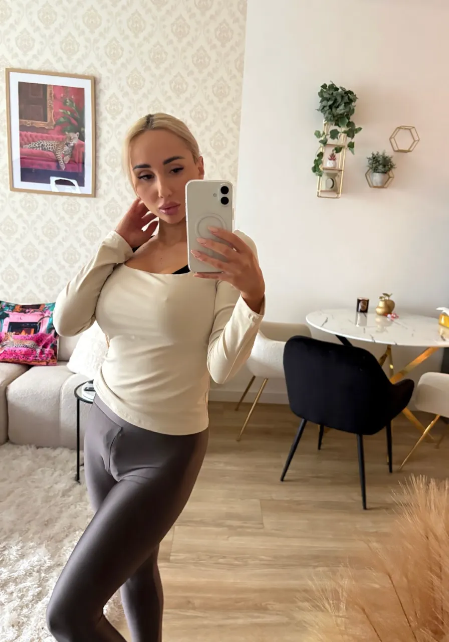 first 50 yay will gets my nudiies (just wait)