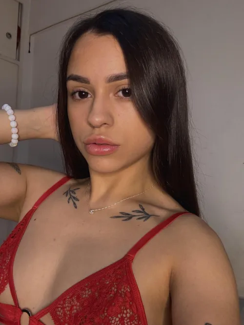 Looking to be touched, teased, and taken