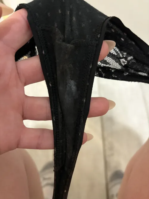 Sweaty gym panties [selling]