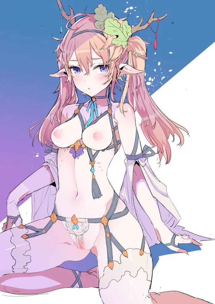 Pretty elf with a cute hair ornament