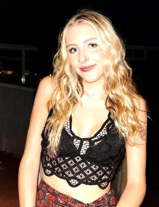 Would you fuck me Y or N (every answer gets free nudies, serious)