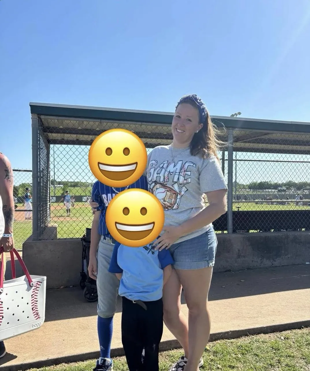 21 F4F Only - South I20 - Lesbian domme wants some funnn