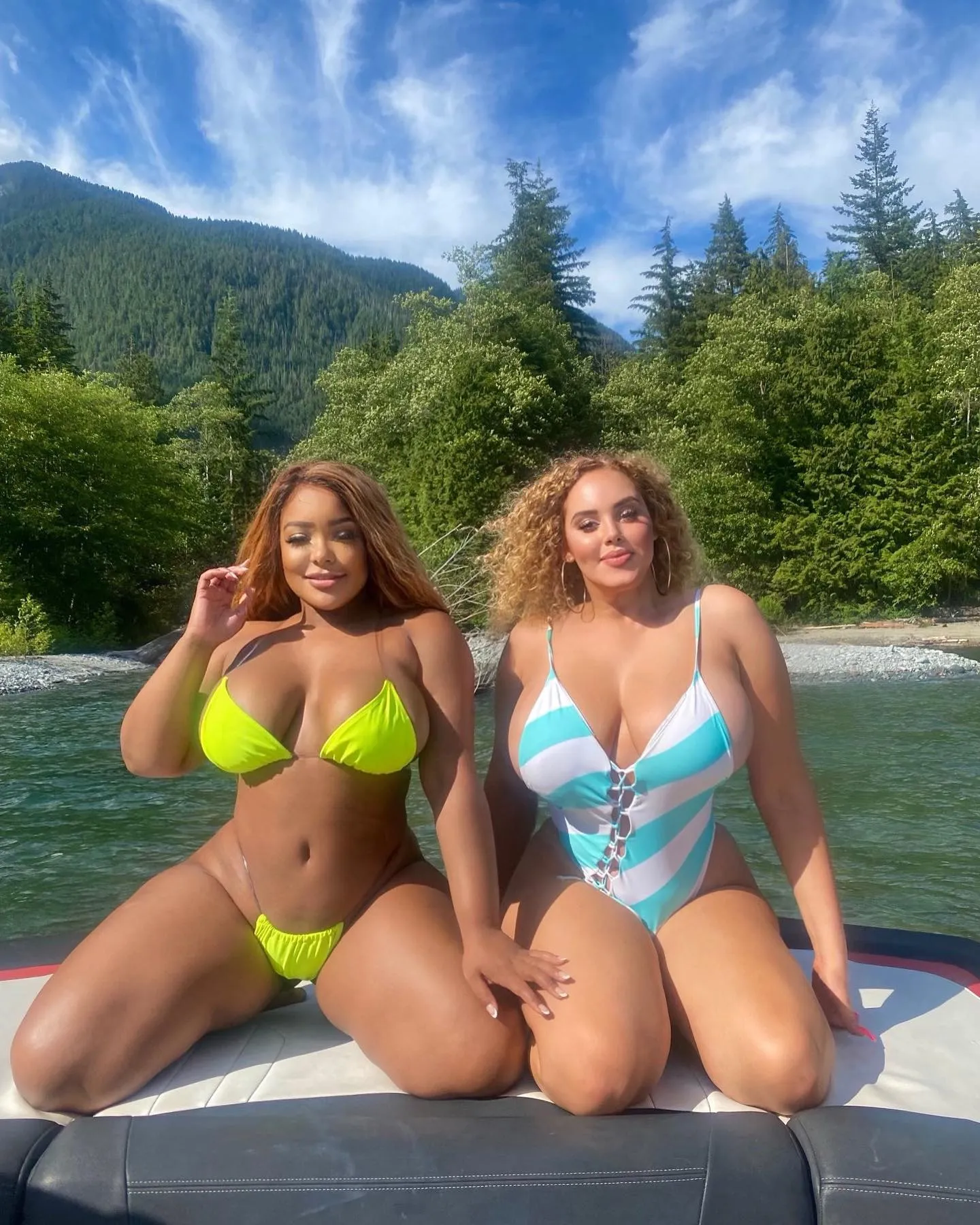 Jessica (@gianna_jess123) and Tiffany (@shabine)