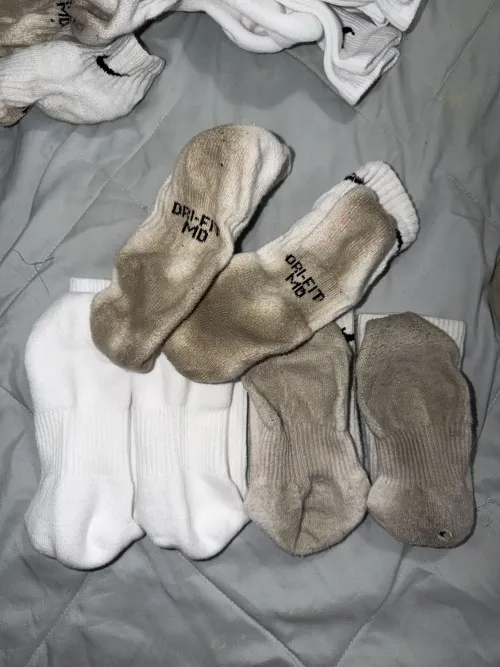 How is this the first time I’ve seen this comparison omg 😵‍💫😵‍💫 I need new work shoes 😭