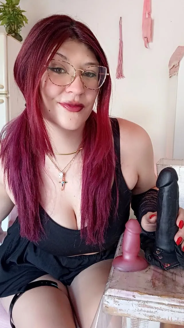 You cant lie to mommy. confess your size