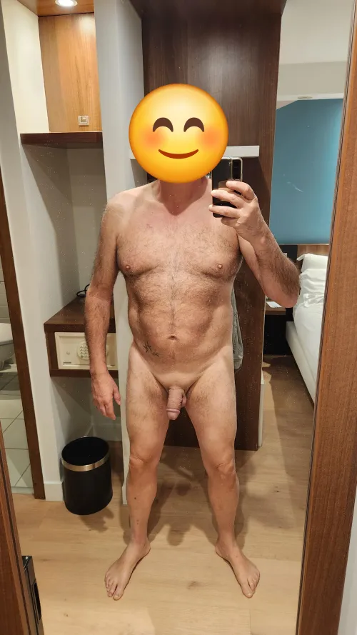 58 [M4F M4MF] in Berlin early February