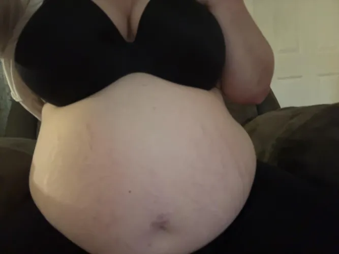 I’m getting so big i can barely fit in the camera frame