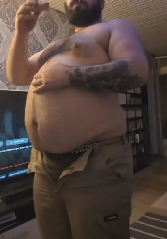 Needs some Belly rubs