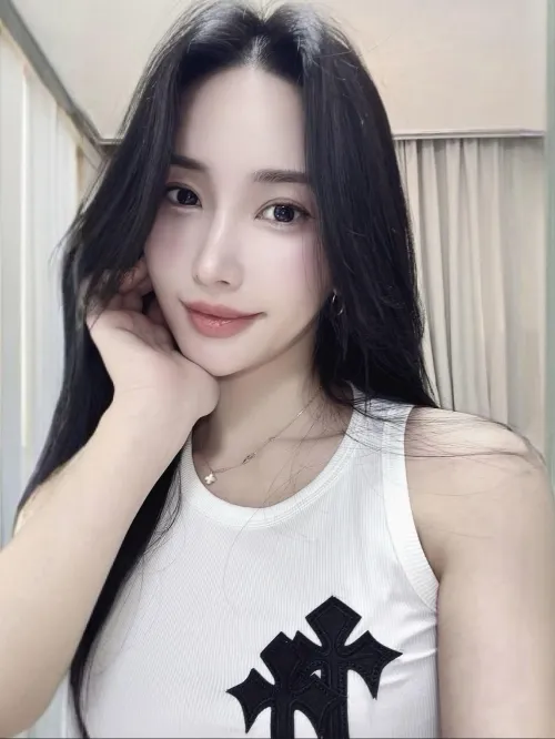 Those juicy lips .....