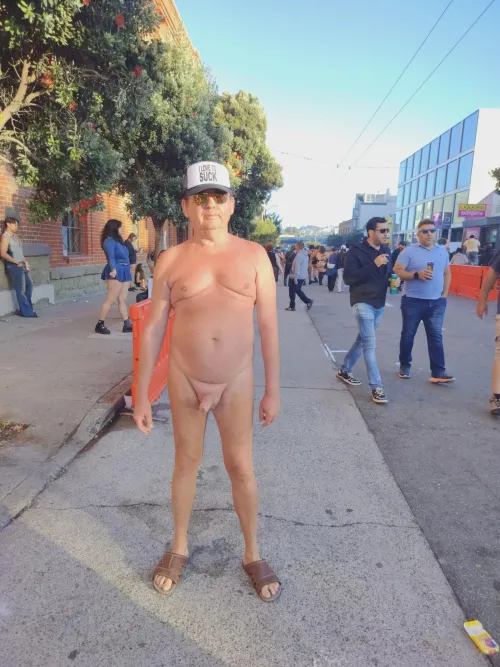 Masturbation at Folsom Street Fair