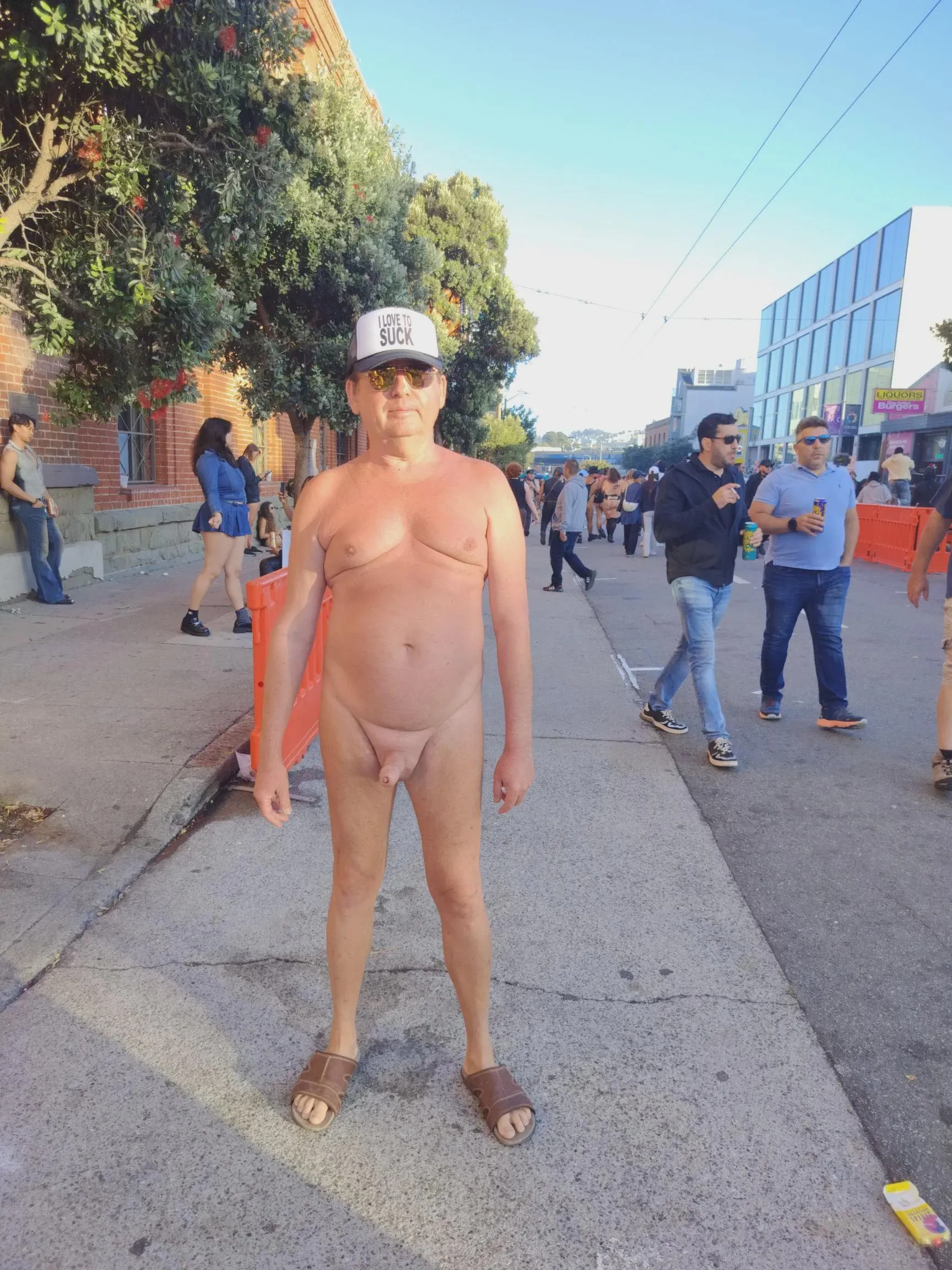 Masturbation at Folsom Street Fair