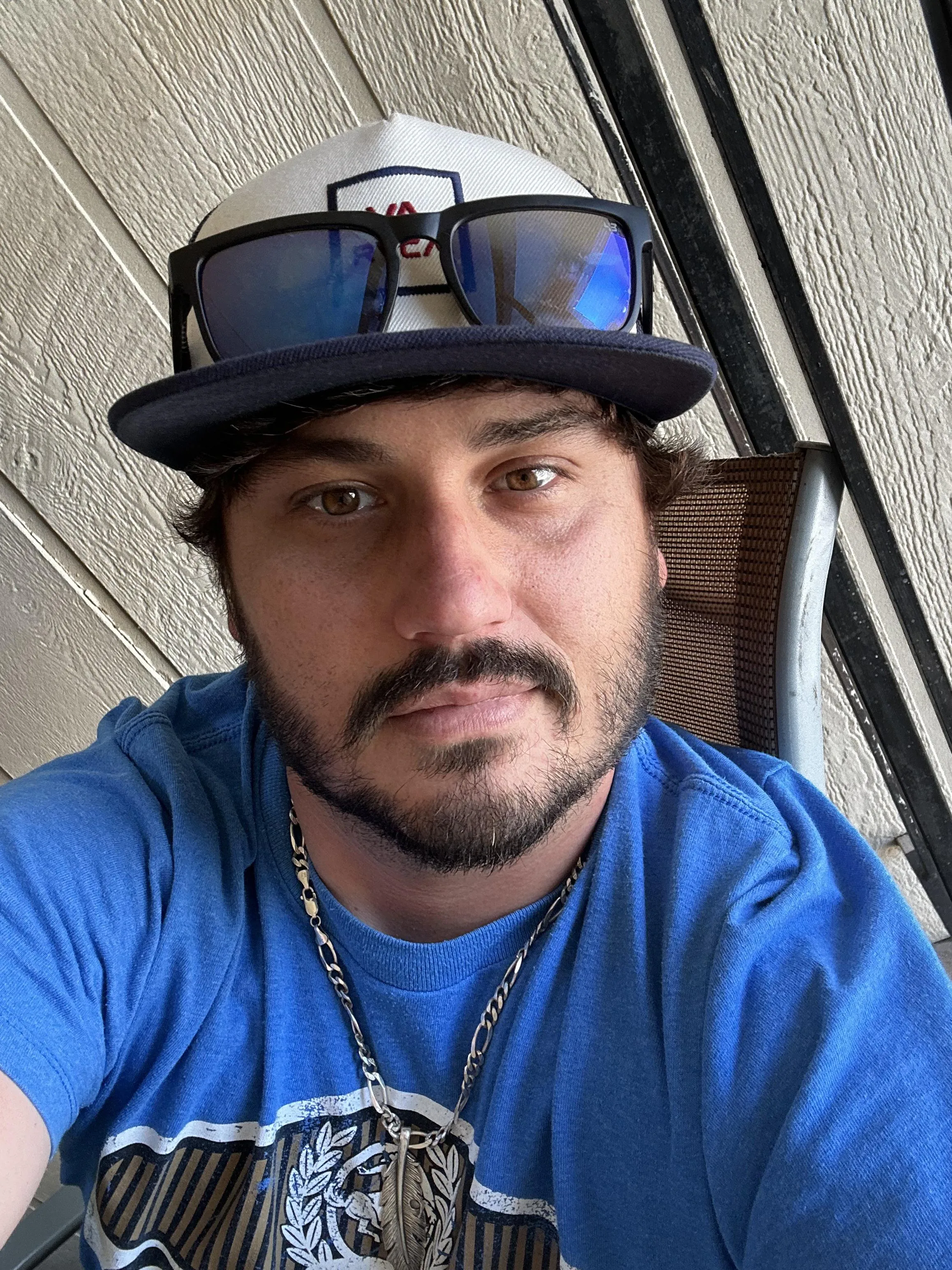 32m 4 F in new Martinsville clean and respectful can host