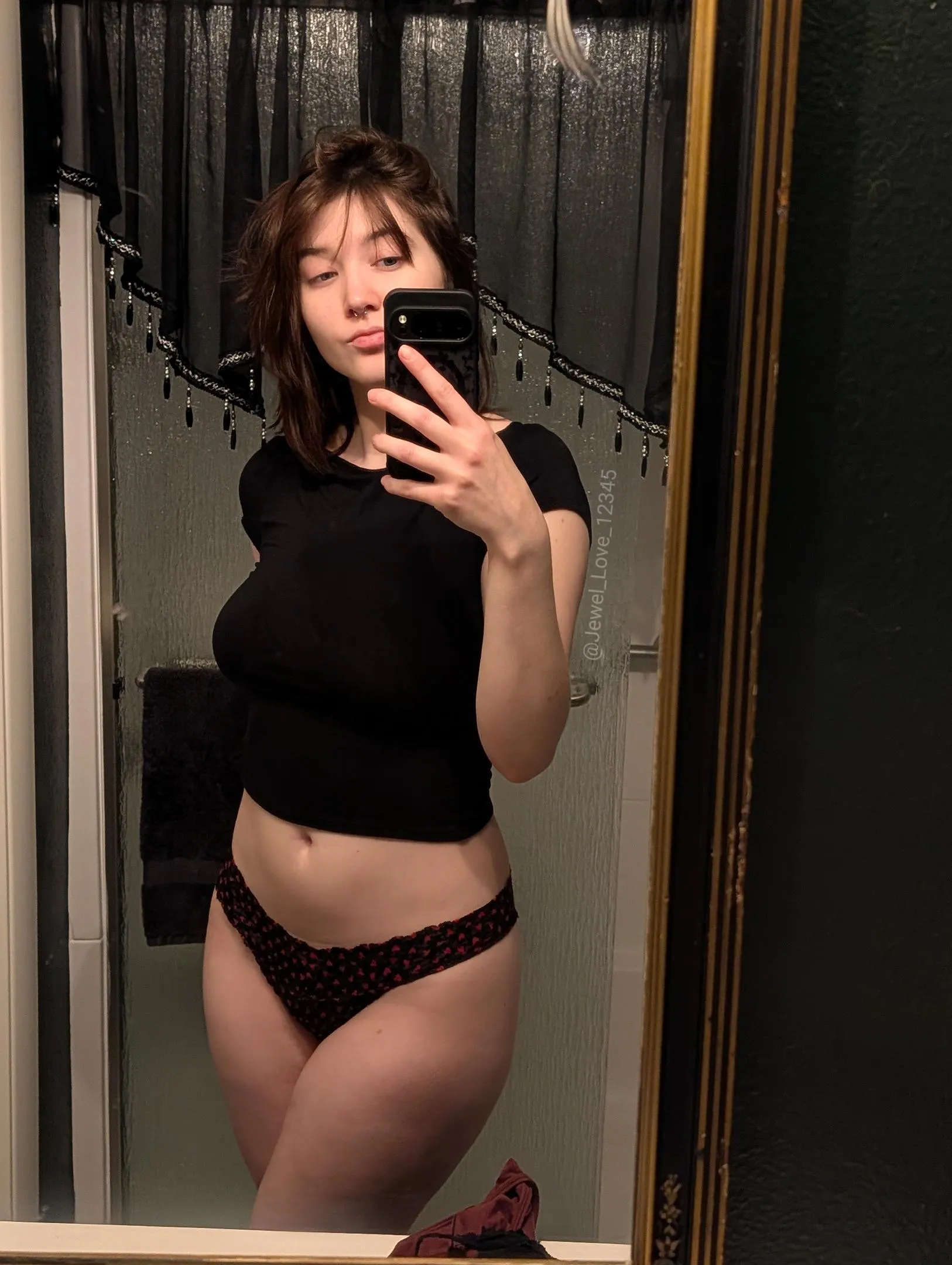 Do I look pretty all natural without makeup?