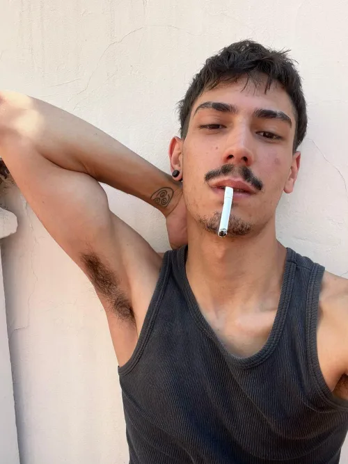 do you like my sweaty pits?