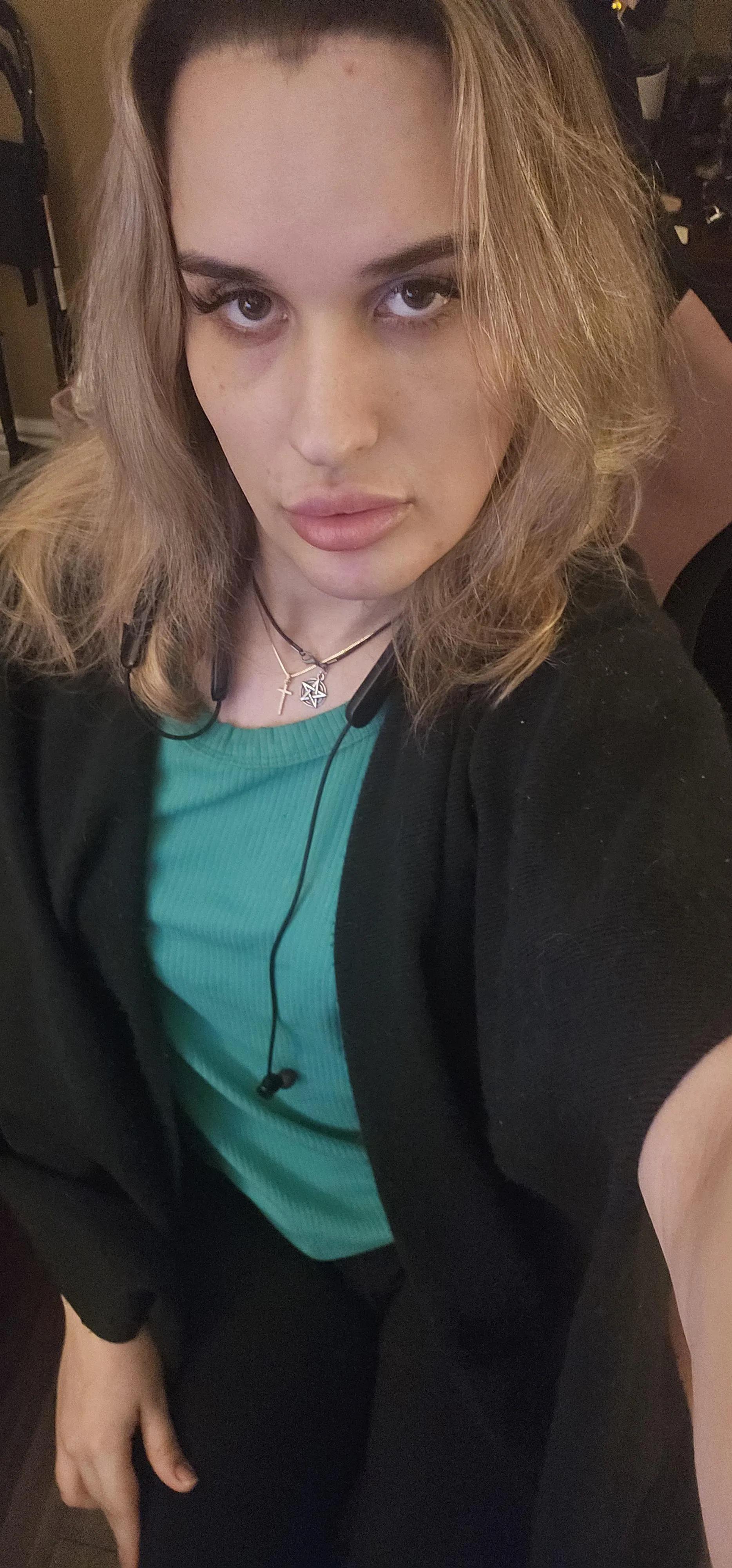 Hii my name is Katie and I'm an aspiring bimbo!!