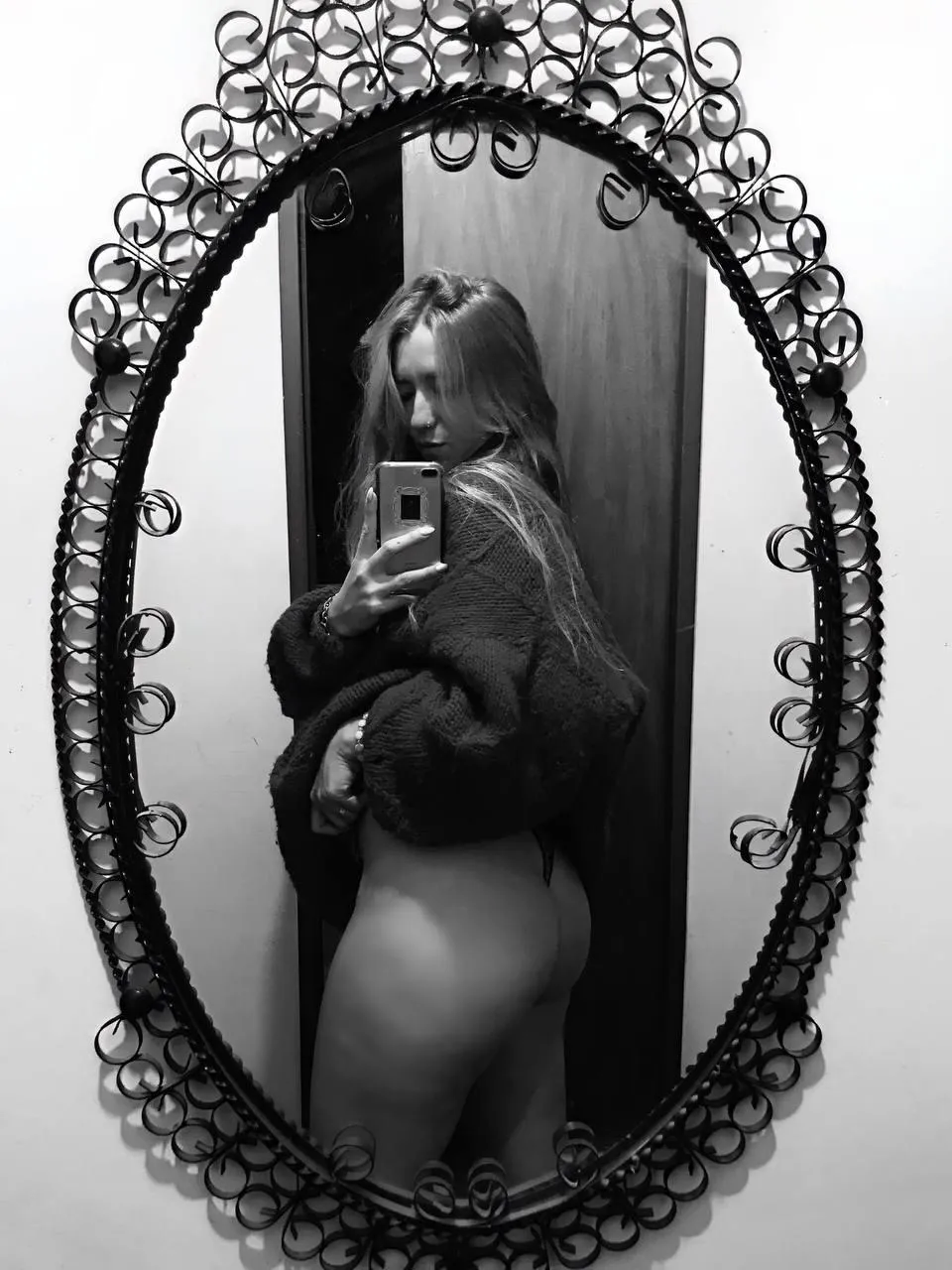 I’d be the girlfriend who knows exactly what you need