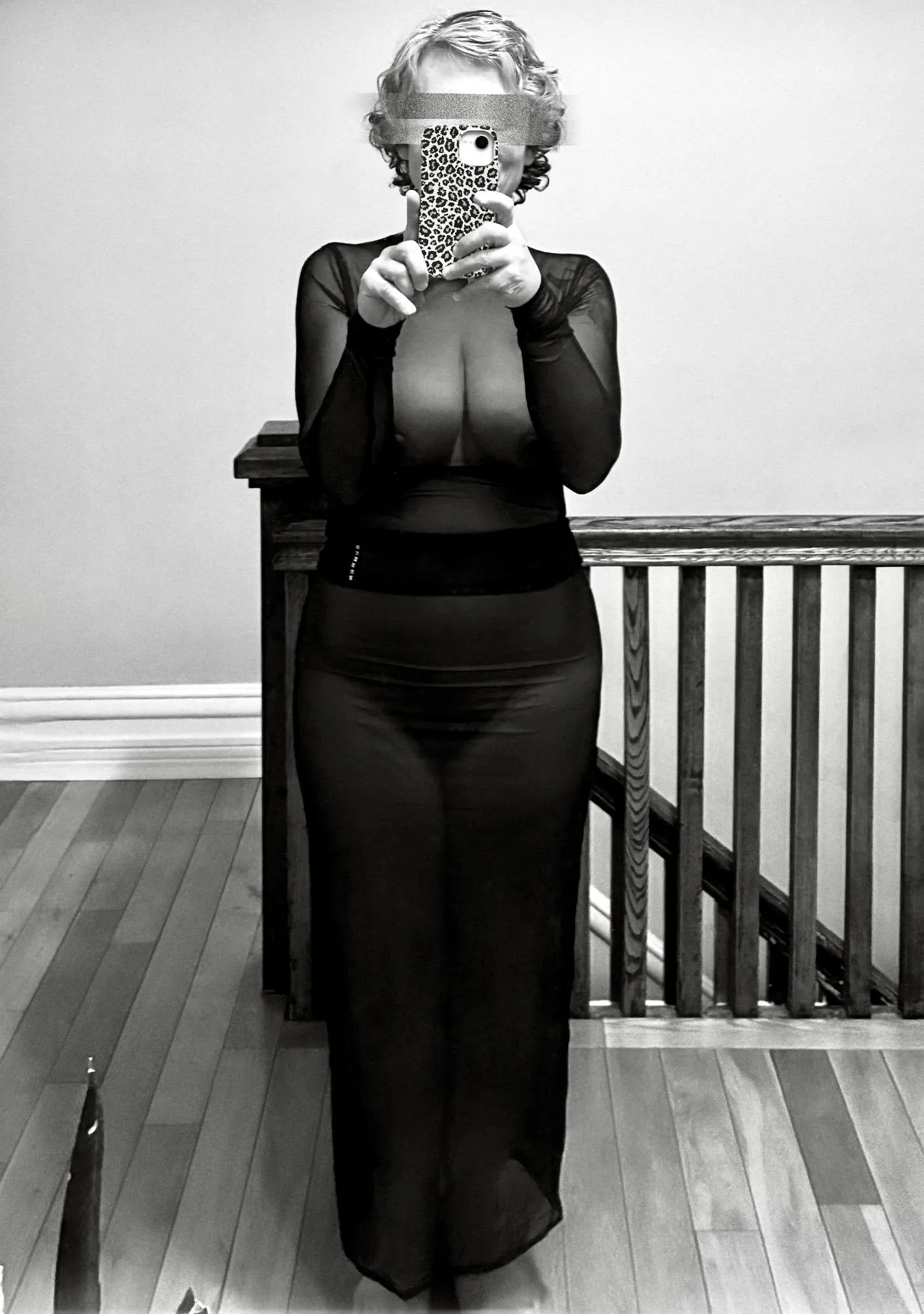 Let’s pretend that I wore this to a scandalous New Year’s Eve party.