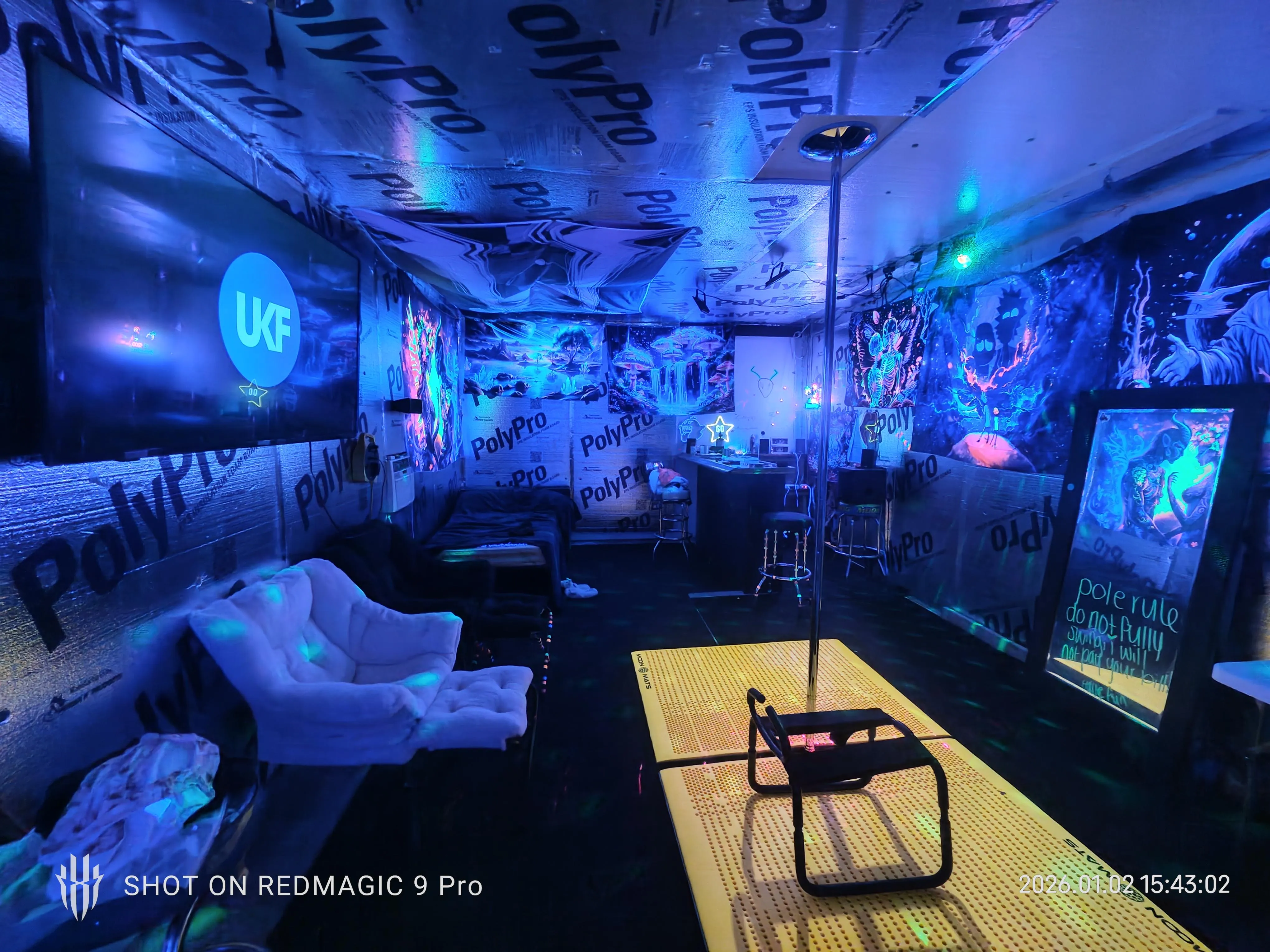 Mf4f our party room need more friends