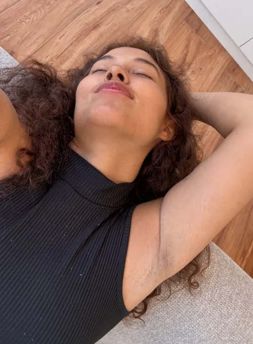 My armpits want to be licked