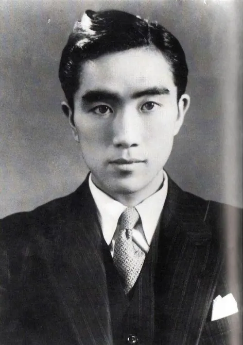 Rip yukio mishima. You would'vee have loved the only tanks deck in Clash royale