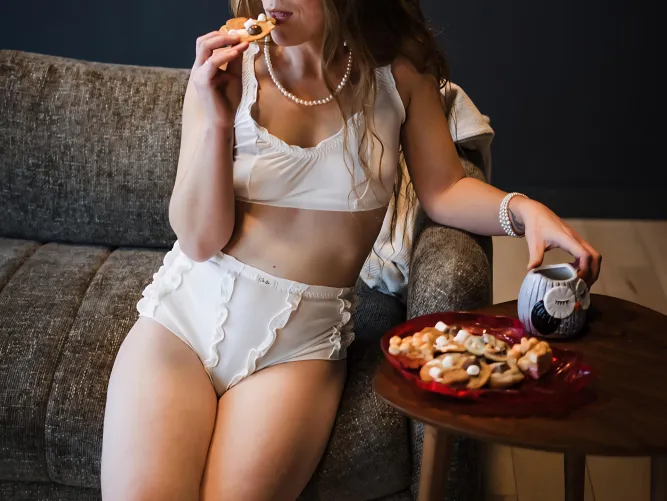 Santa can share (F) SAP #280