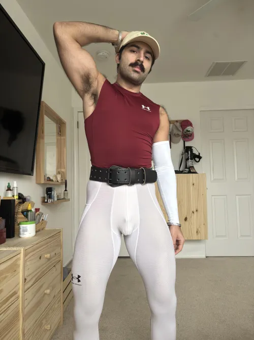 Dude is it that obvious? I think the bros at the gym were staring 😰