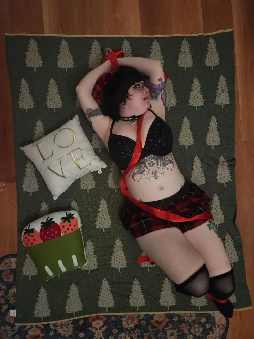 I keep getting all tied up. Help~