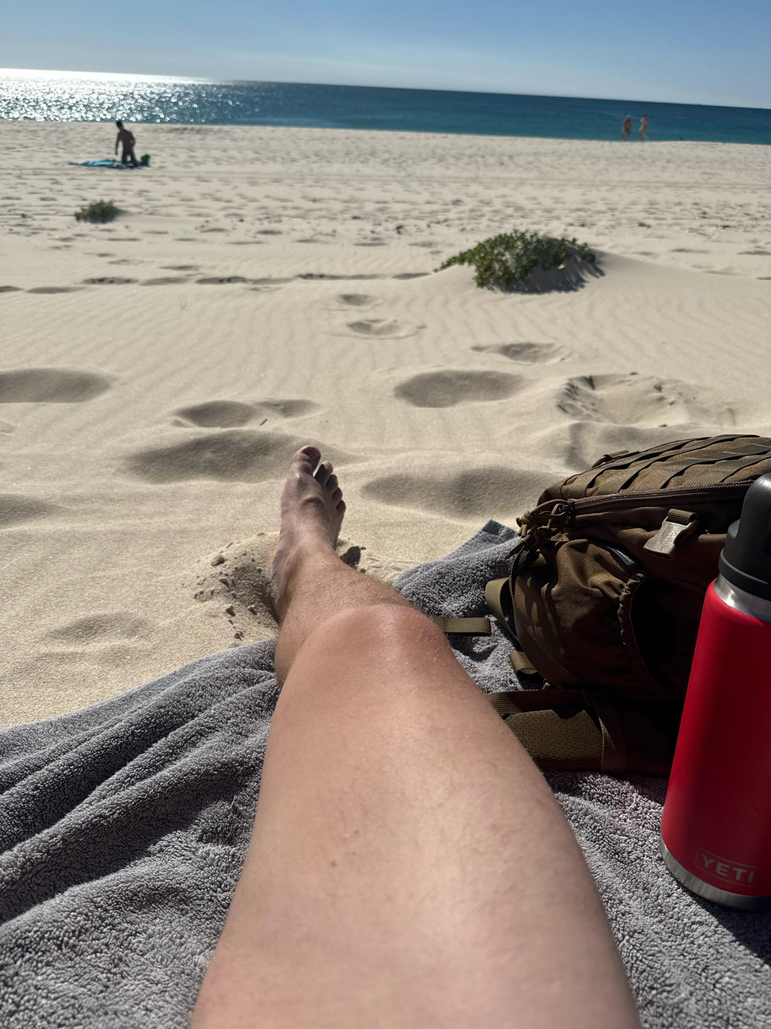 Some real persons in here ? (M)