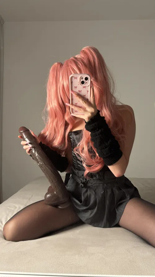 Would you handle 2 rounds with this big boy? 🤫