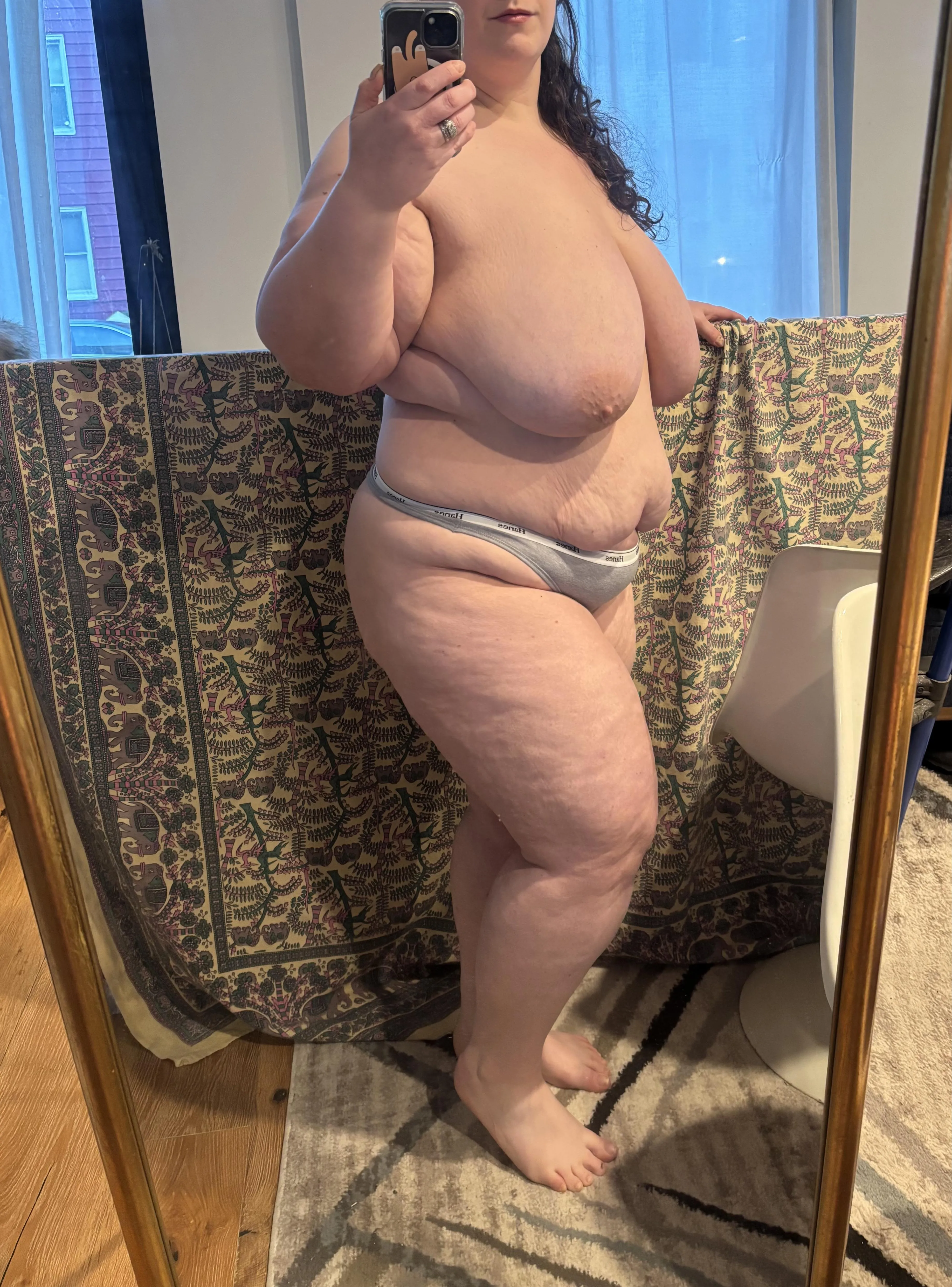 a bagel with cream cheese is superior when it comes to breakfast foods