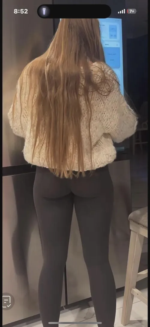 dm if you love leggings facesitting