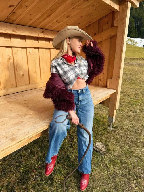 I’ll be your trouble in red boots…