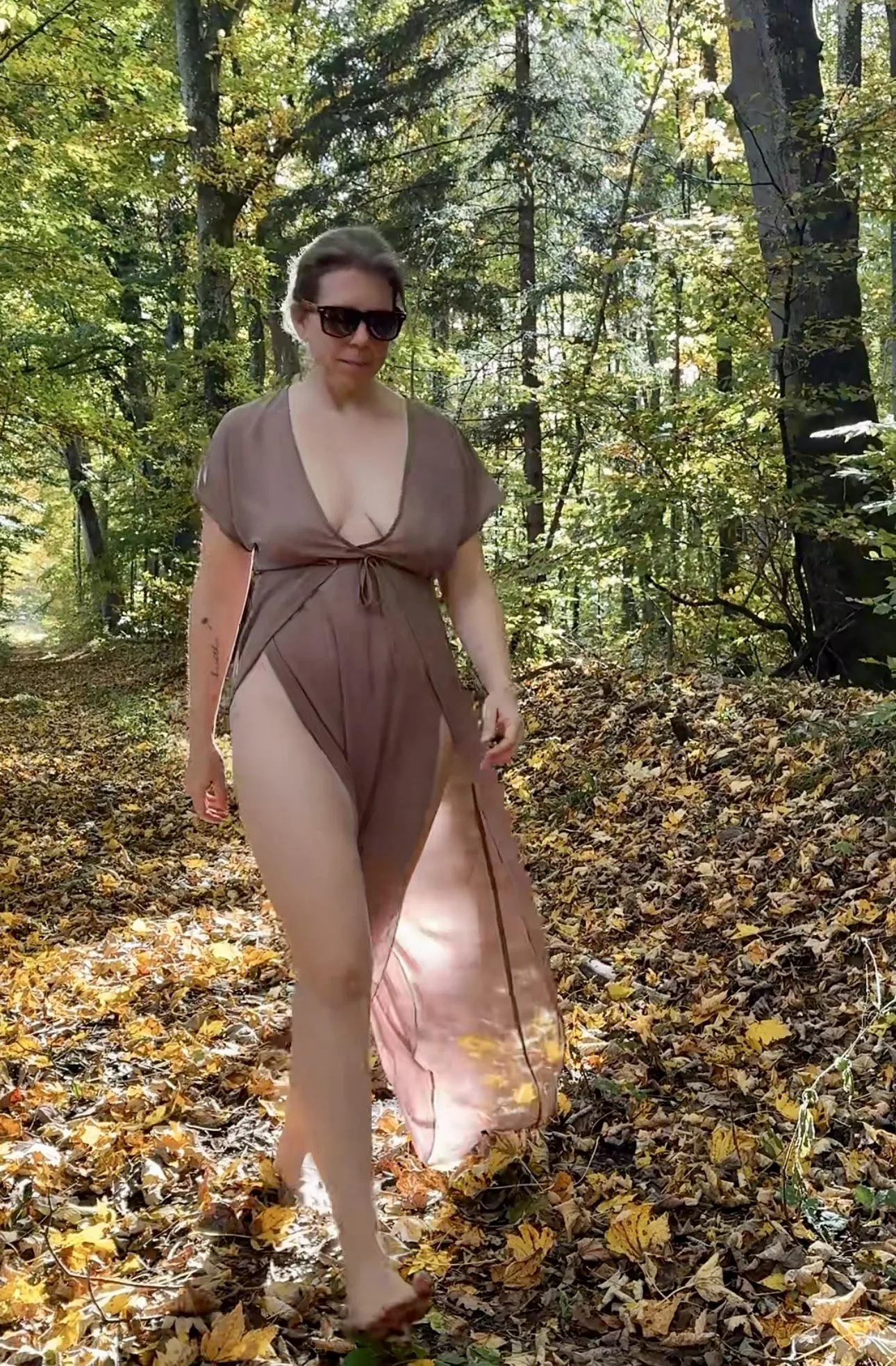 Thick thighs with saggy boobs