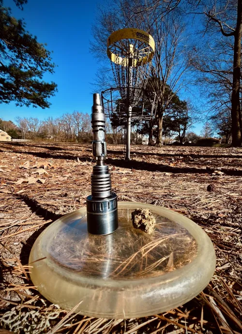 Anyone disc golf while using their dry herb vaporizer?