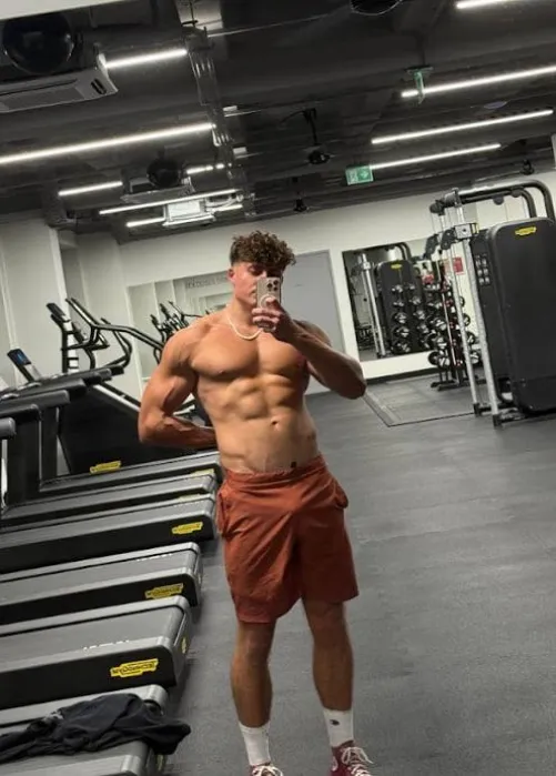 Physique check hard body, tight bulge, and zero shame.