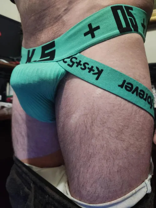 What do you think of the colour ? They fit so nicely and feel so sexy 🥵