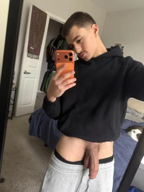 (18) got a new phone 😅